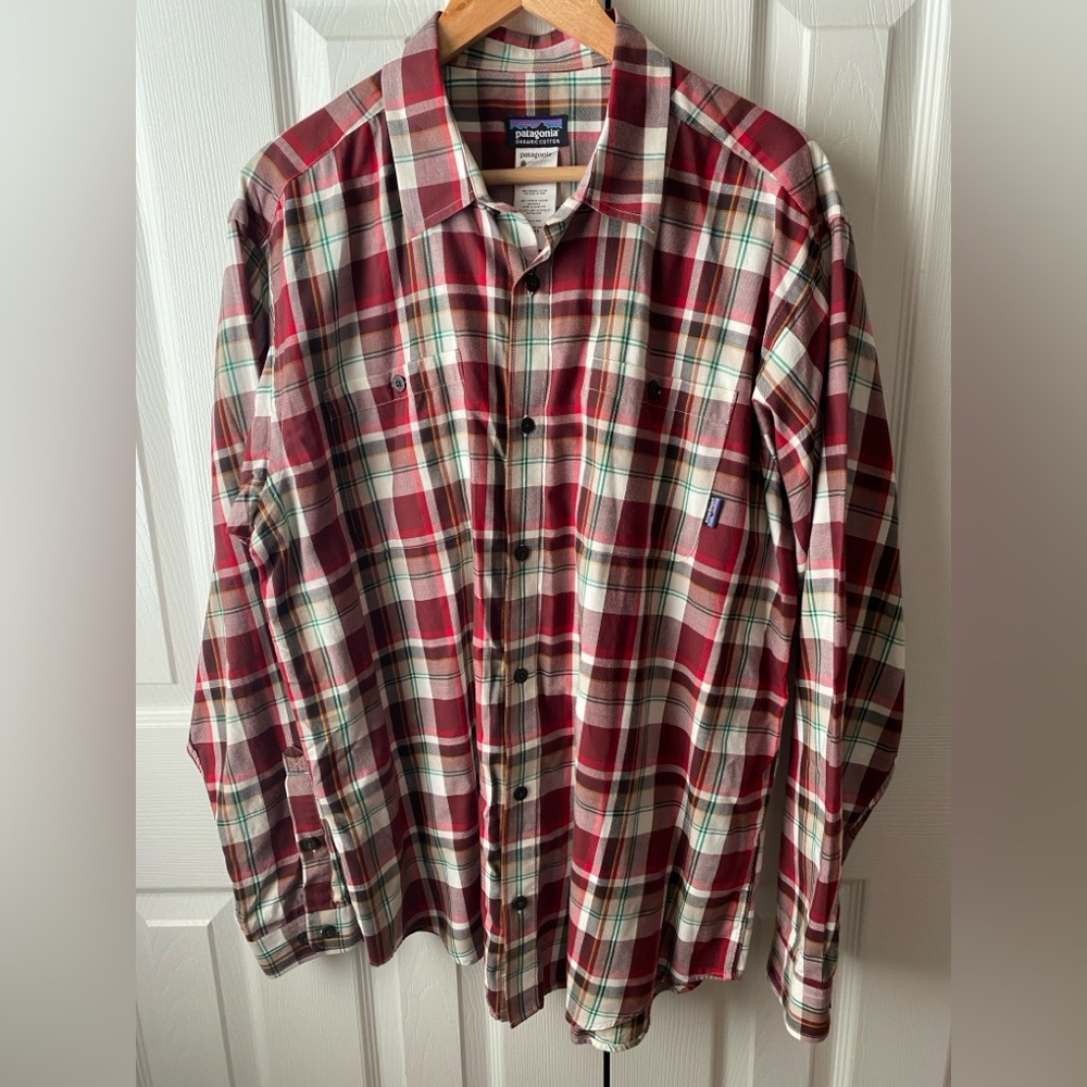 patagonia Red Plaid Check 100% Organic Cotton Long Sleeve Button Down Shirt SZ L